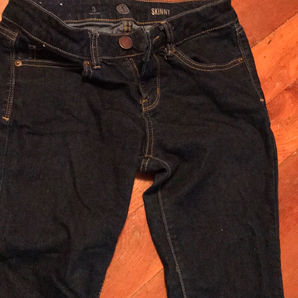 Women's  dark denim skiny jeans